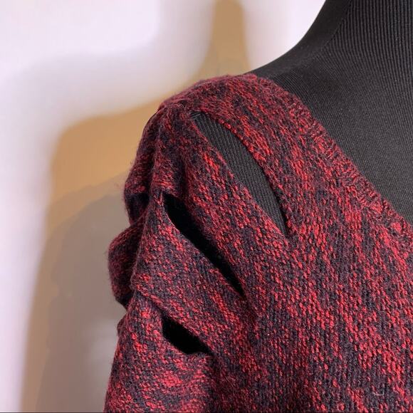 Guess red black marled cutout sleeve wool blend sweater size Medium - Picture 4 of 14